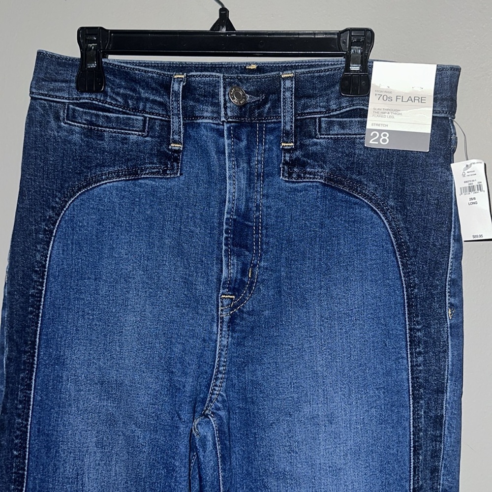 Gap Women’s High Rise '70s Flare Jeans - Picture 11 of 12